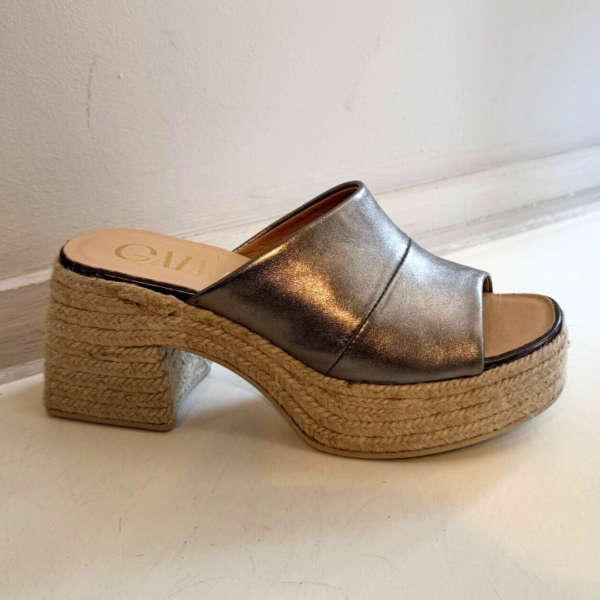 Gaimo Kala Leather Sandals in Pewter