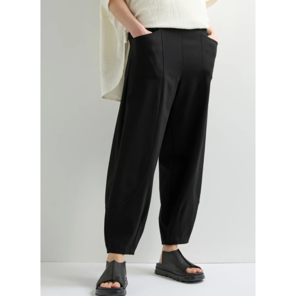 Sahara Ponte Bubble Trouser In Black