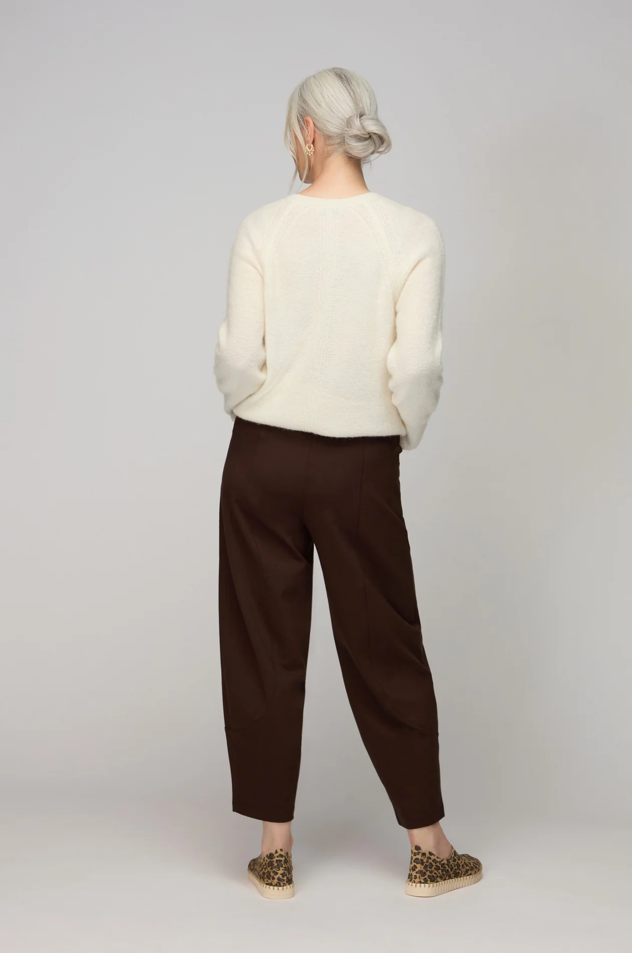 Sahara Ponte Bubble Trouser In Chocolate - Image 3
