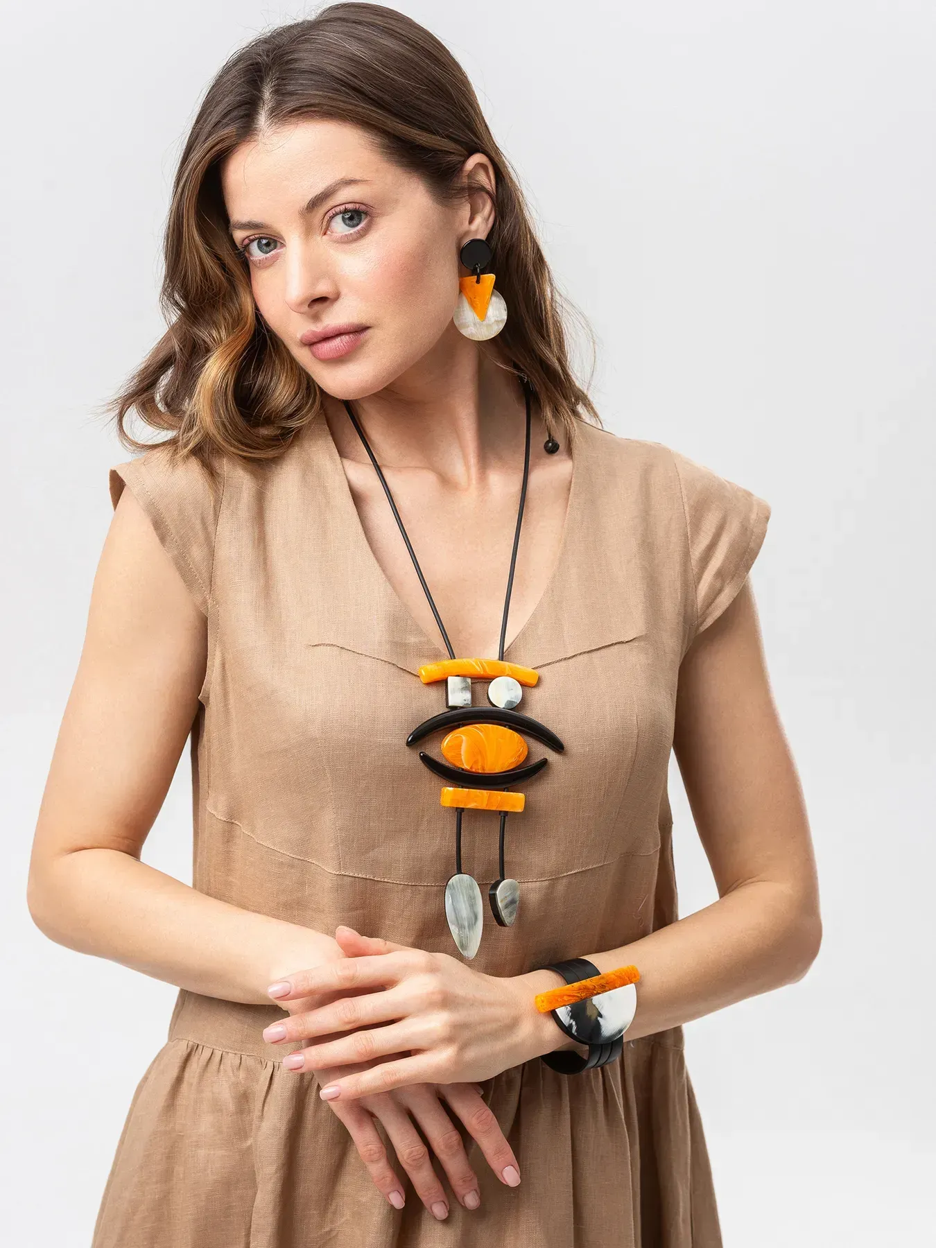 Indira Long Buffalo Horn And Resin Necklace In Orange/Cream/Black - Image 3