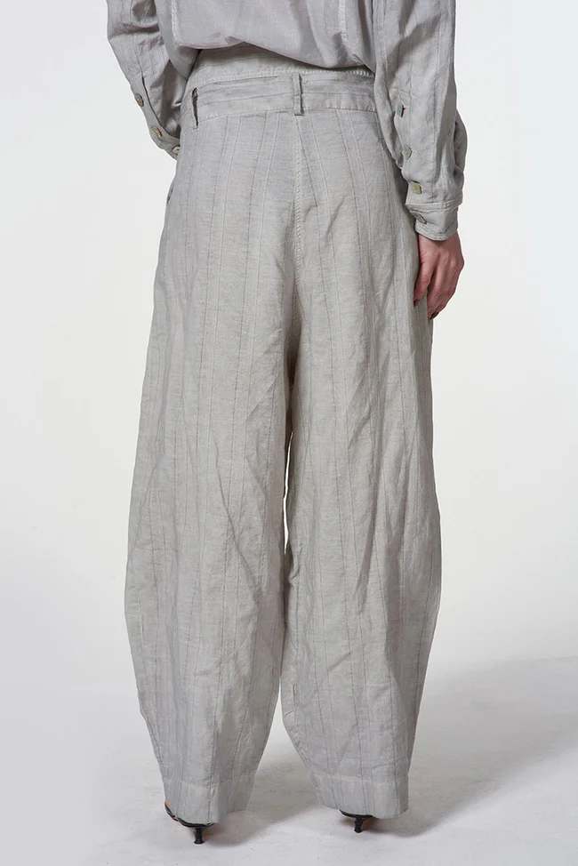 Baci Pin Stripe Trouser In Salt - Image 4