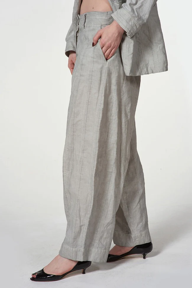 Baci Pin Stripe Trouser In Salt - Image 3
